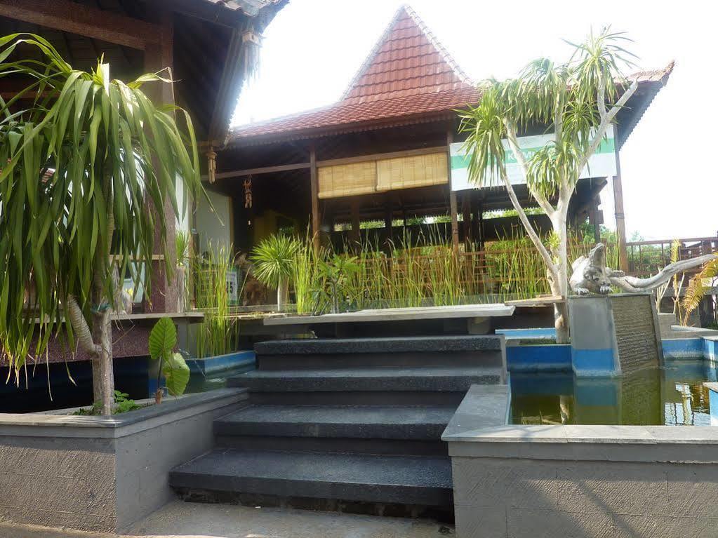 Exotic Komodo Hotel Labuan Bajo Exterior photo