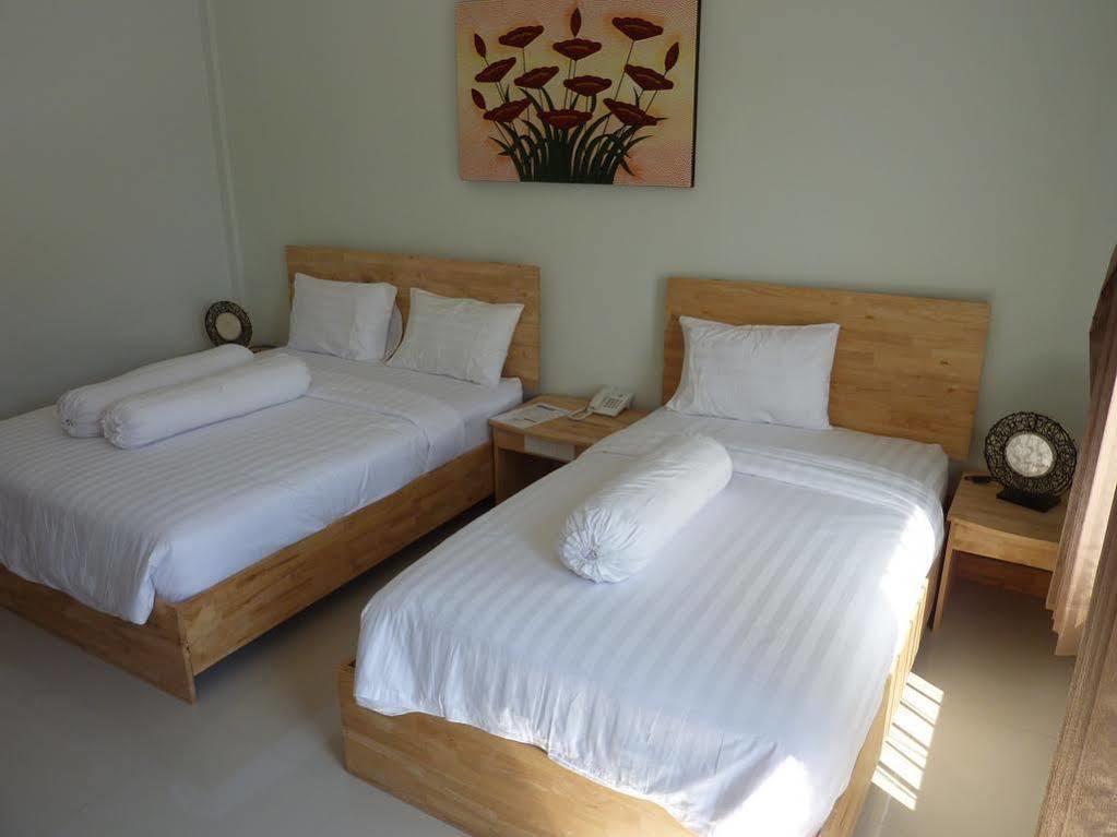 Exotic Komodo Hotel Labuan Bajo Exterior photo