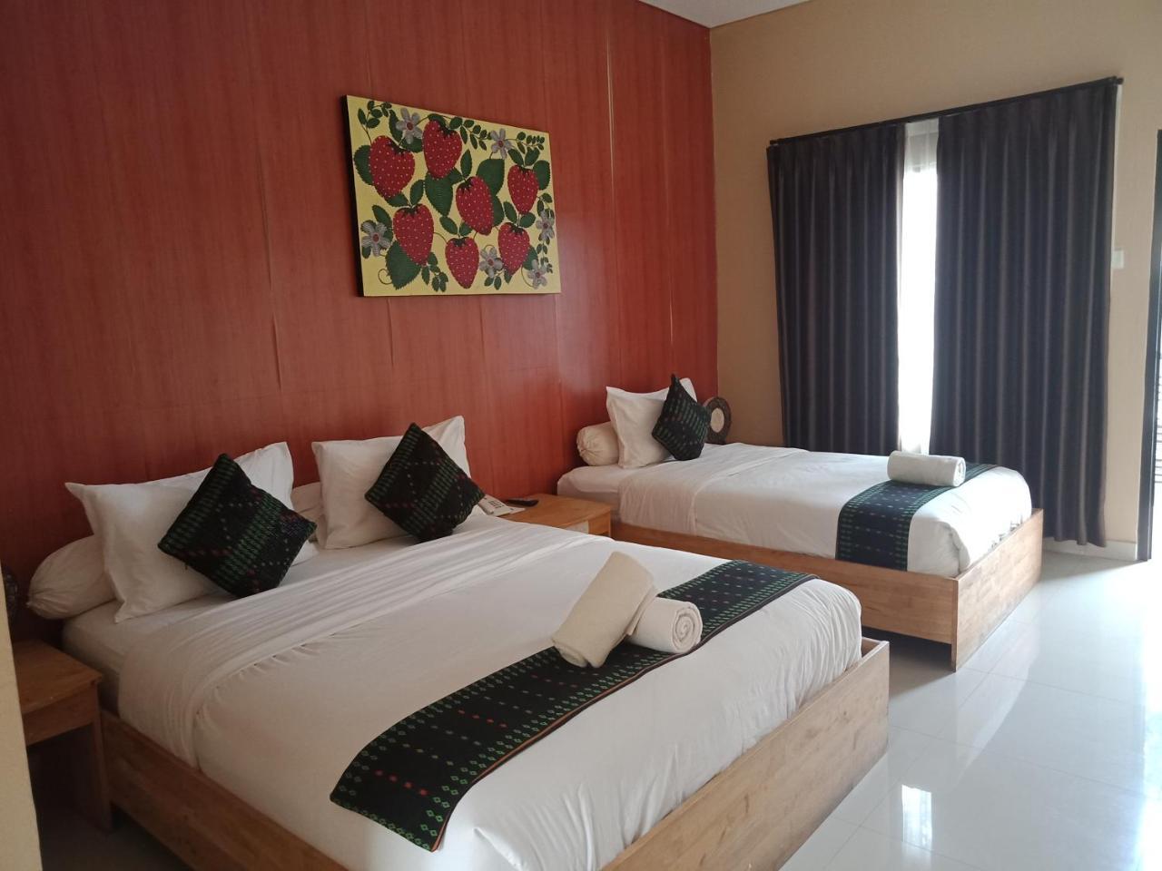 Exotic Komodo Hotel Labuan Bajo Exterior photo